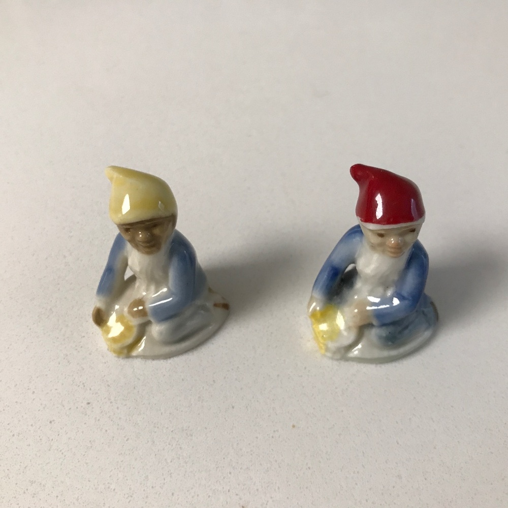 Vintage Wade Of Ireland Lucky Leprechaun Gnome, Whimsies1950s -60s 1 pc